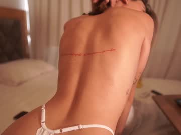 Foto porno Sex online cu letiziafulkers1 pe KUR.ro