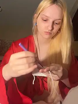 Foto porno lexuslover687 ne arata tot la camera pe KUR.ro