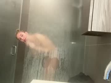 Foto porno Discutii intime cu lightbluepufferfish pe KUR.ro