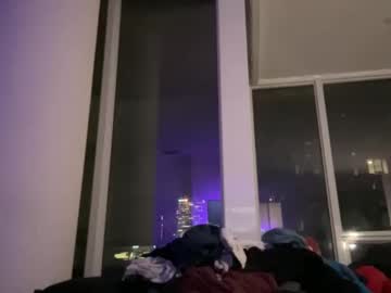 Foto porno Discutii intime cu lightbluepufferfish pe KUR.ro