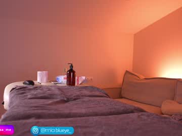 Foto erotica #1446496 pe KUR.ro