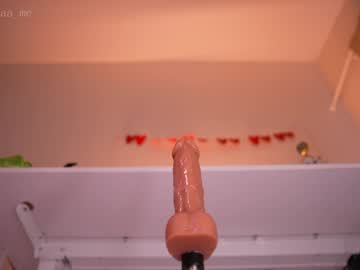 Foto porno Nebunii pe chat marca lil_eva pe KUR.ro