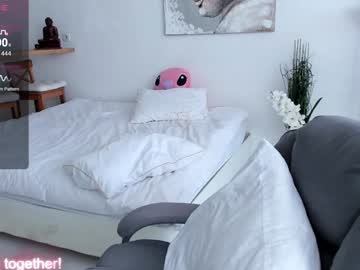 Foto porno Sex online cu lili_and_niki pe KUR.ro