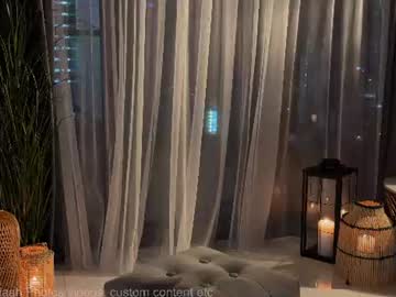Foto porno Ce sexy este liliaah pe KUR.ro
