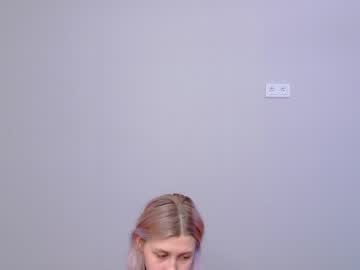 Foto porno Nebunii pe chat marca lilylumina_ pe KUR.ro