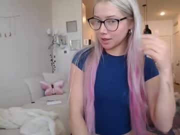 Foto porno Sex online cu lilyyymonroee pe KUR.ro