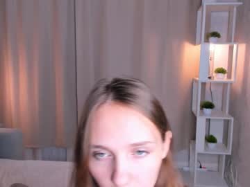 Album foto porno litathompson se dezbraca la web pe Chaturbate
