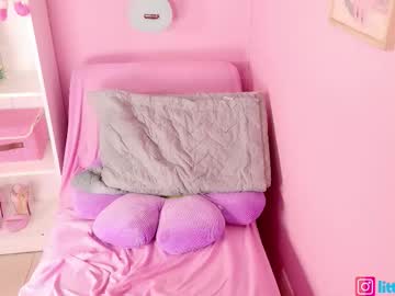 Foto porno Nebunii pe chat marca little_effy18_ pe KUR.ro