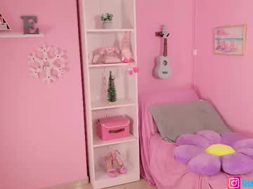 Foto porno Nebunii pe chat marca little_effy18_ pe KUR.ro