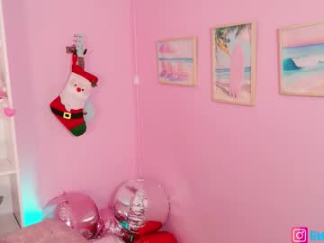 Foto porno Nebunii pe chat marca little_effy18_ pe KUR.ro