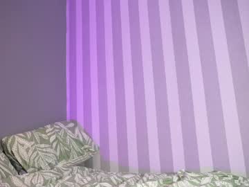 Foto porno Ganduri murdare cu littlee33 pe KUR.ro