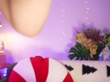 Foto porno littlee33 descoperita pe video chat pe KUR.ro