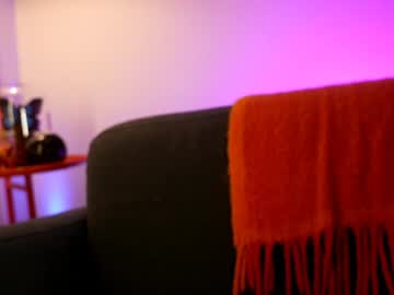 Foto porno littlee33 descoperita pe video chat pe KUR.ro