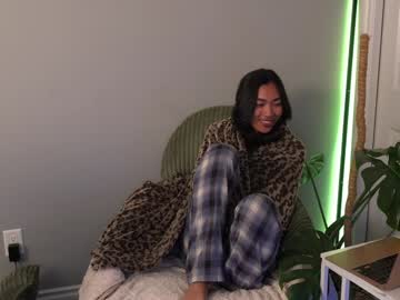 Foto porno Nebunii pe chat marca littlemiss_kira pe KUR.ro