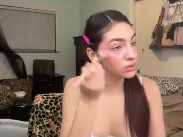 Foto porno livhart ne arata tot la camera pe KUR.ro