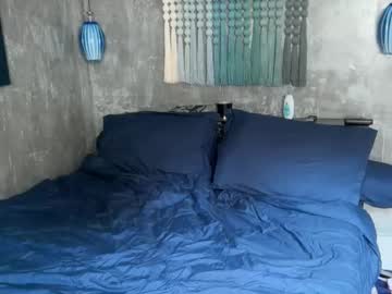 Foto porno Nebunii pe chat marca livslifee pe KUR.ro