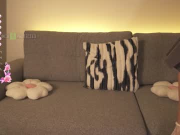 Foto porno Ce sexy este lovelusik pe KUR.ro