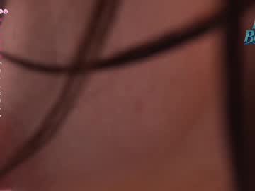 Foto porno lucie_beltran descoperita pe video chat pe KUR.ro