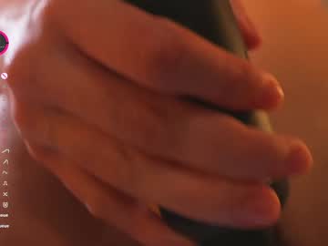 Foto porno Nebunii pe chat marca lucie_beltran pe KUR.ro