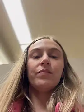 Foto porno Ce sexy este lunagirl13 pe KUR.ro