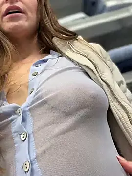 Foto porno lunagirl13 vrea sex pe StripChat pe KUR.ro