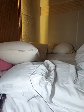 Foto porno Ganduri murdare cu lunahong28 pe KUR.ro