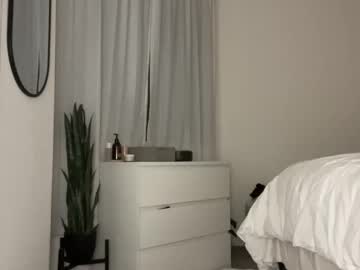 Foto porno luvaimee vrea sex pe Chaturbate pe KUR.ro