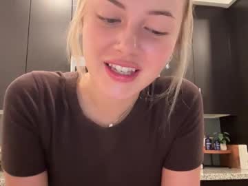 Foto porno luvaimee vrea sex pe Chaturbate pe KUR.ro