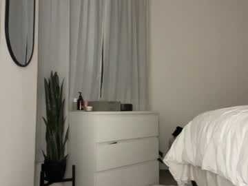 Foto porno luvaimee vrea sex pe Chaturbate pe KUR.ro