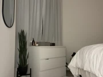 Foto porno luvaimee vrea sex pe Chaturbate pe KUR.ro