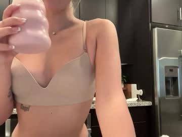 Foto porno luvaimee vrea sex pe Chaturbate pe KUR.ro