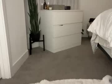 Foto porno luvaimee vrea sex pe Chaturbate pe KUR.ro