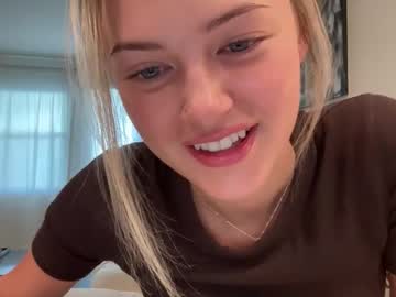 Foto porno luvaimee vrea sex pe Chaturbate pe KUR.ro