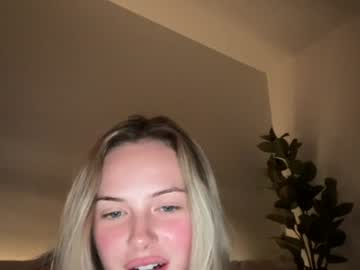 Foto porno luvaimee vrea sex pe Chaturbate pe KUR.ro