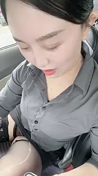 Foto porno Fantezii cu lylxili pe StripChat pe KUR.ro