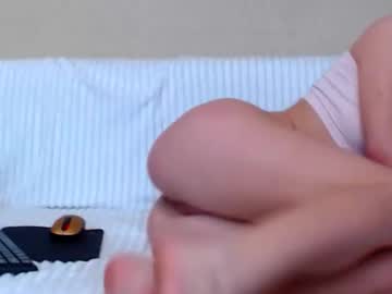 Foto porno maddieandjason se dezbraca la web pe Chaturbate pe KUR.ro