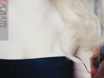 Foto porno madnessalise ne arata tot la camera pe KUR.ro