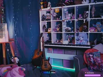 Foto porno madnessalise ne arata tot la camera pe KUR.ro