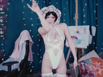 Foto porno madnessalise ne arata tot la camera pe KUR.ro