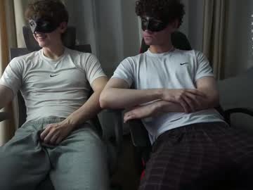 Foto erotica #2002230 pe KUR.ro