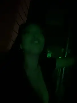 Foto porno maj0lie se dezbraca la web pe StripChat pe KUR.ro