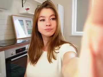 Foto porno Nebunii pe chat marca mallorypohlson pe KUR.ro
