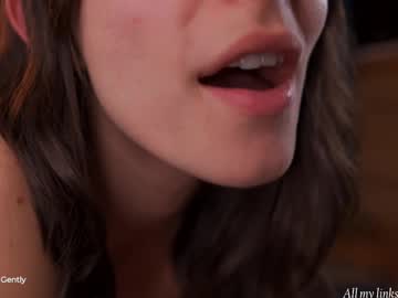 Foto porno maria_alfonsina_ se dezbraca la web pe Chaturbate pe KUR.ro