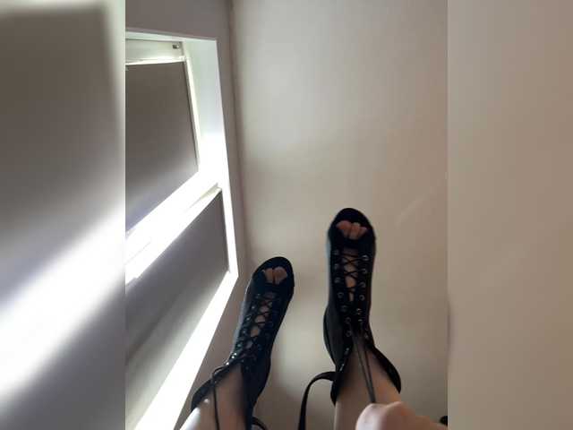 Foto porno Nebunii pe chat marca marsandvenera pe KUR.ro