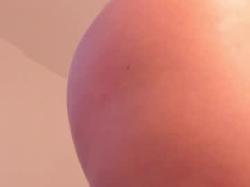 Foto porno megan_leal1 se dezbraca la web pe Chaturbate pe KUR.ro