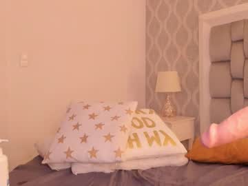 Foto porno megan_leal1 se dezbraca la web pe Chaturbate pe KUR.ro