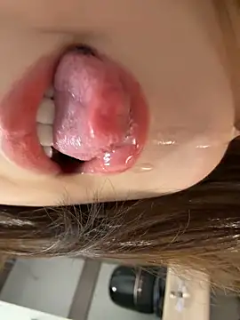 Foto porno Nebunii pe chat marca meimei_x pe KUR.ro