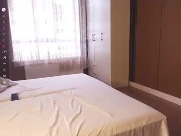 Foto porno Discutii intime cu melissalemi pe KUR.ro