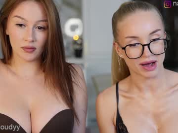 Foto porno Sex online cu mia_cloudy pe KUR.ro