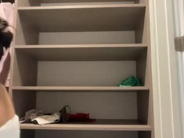Foto porno Discutii intime cu miagambino pe KUR.ro